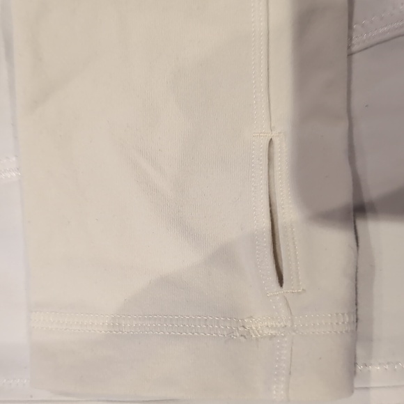 White Lululemon Size 6 Zipper Jacket - Picture 7 of 7